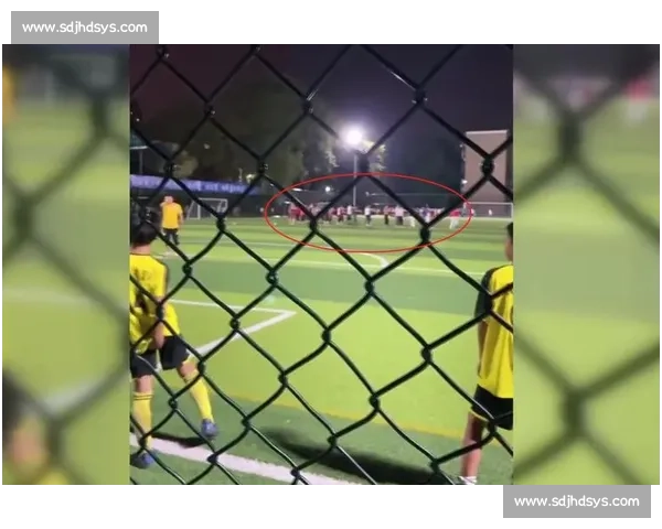 球场遇大爷，热身即封神